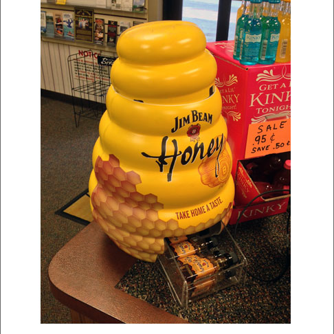 Jim Beam Bee Hive Gravity Feeder