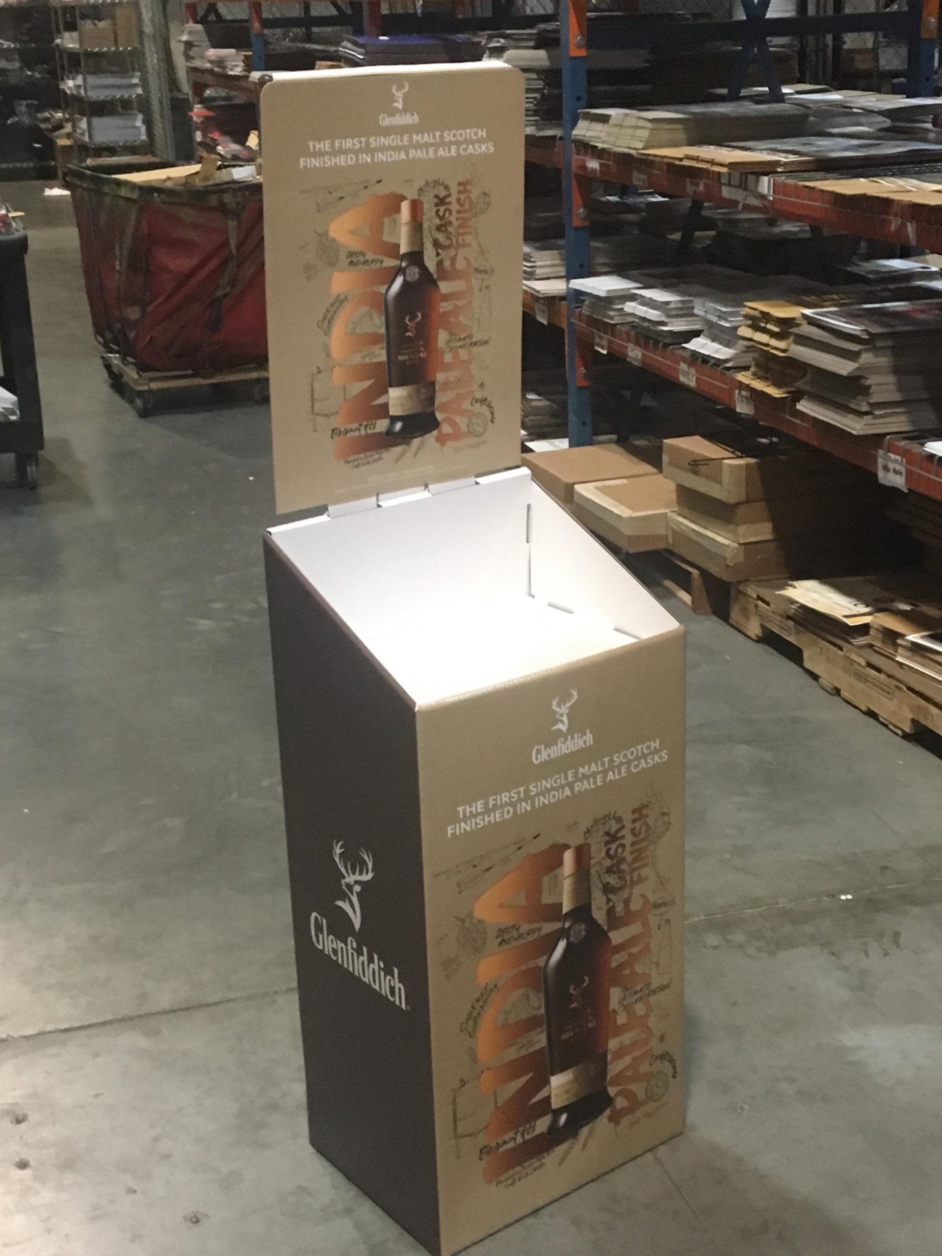 Glenfiddich Case Bin Display