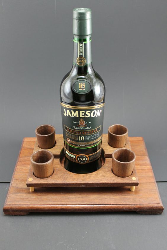 Jameson Limited Reserve Bottle Glorifier